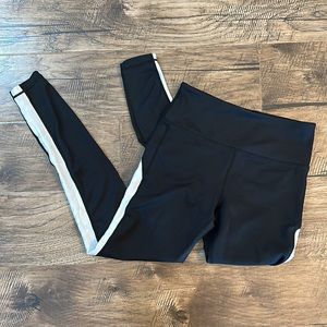 ZYIA White Leopard Stripe Full-Length Light N Tight Hi-rise Leggings